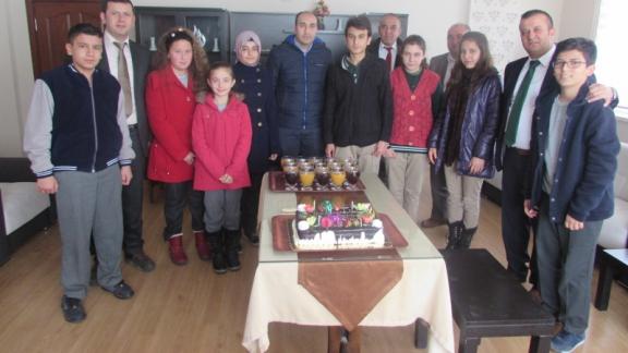 Türkiye Geneli BİLFEN Deneme Sınavında Başarılı Olan Öğrenciler Ödüllendirildi.