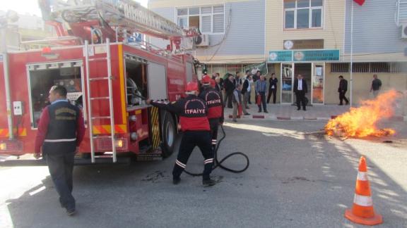 Gülnar İlçe Milli Eğitim Müdürlüğü Tarafından Yangın Tatbikatı Yapıldı.