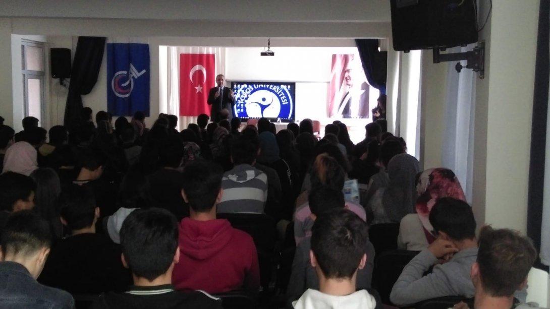 GÜLNAR ANADOLU LİSESİ ÖĞRENCİLERİNE "KARAR VERME ve HEDEF BELİRLEME" SEMİNERİ