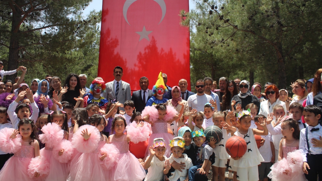 GÜLNAR AYŞE ECEVİT MASAL EVİ BAHÇESİ'NDE OKUL ÖNCESİ ÇOCUK ŞENLİĞİ YAPILDI